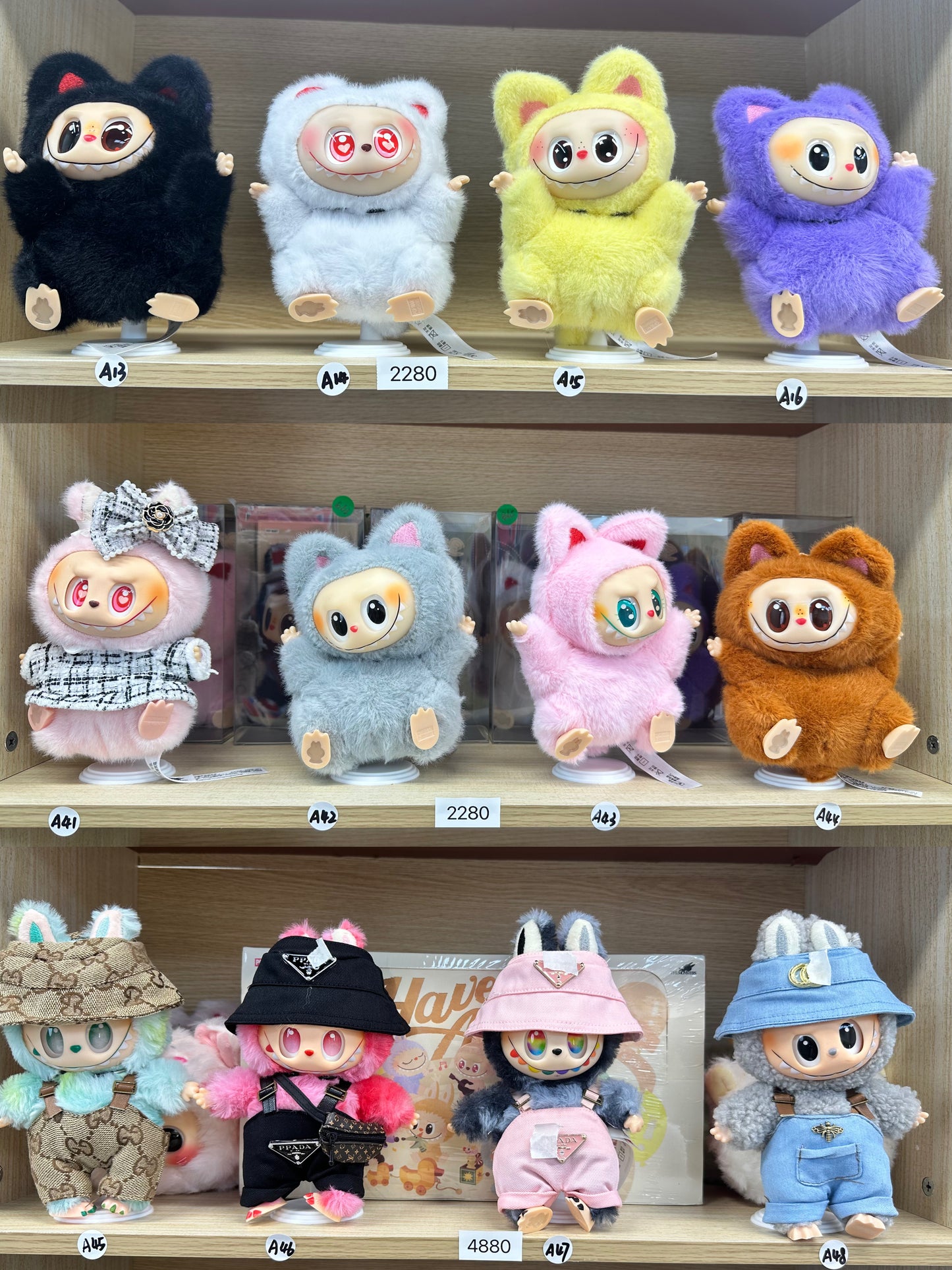 ブブショップで1000円を前払いすると、自分の専用カゴがもらえます。（ニックネームを記入してください）