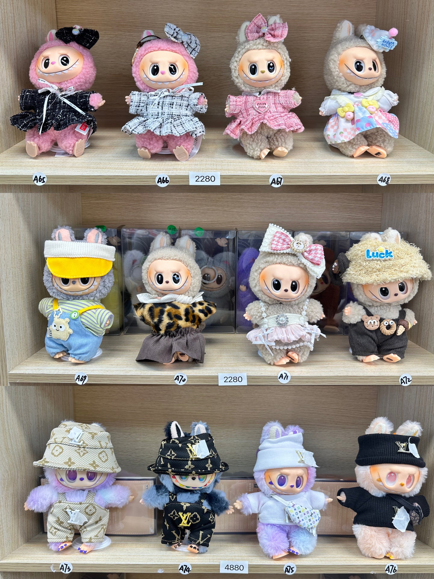 ブブショップで1000円を前払いすると、自分の専用カゴがもらえます。（ニックネームを記入してください）